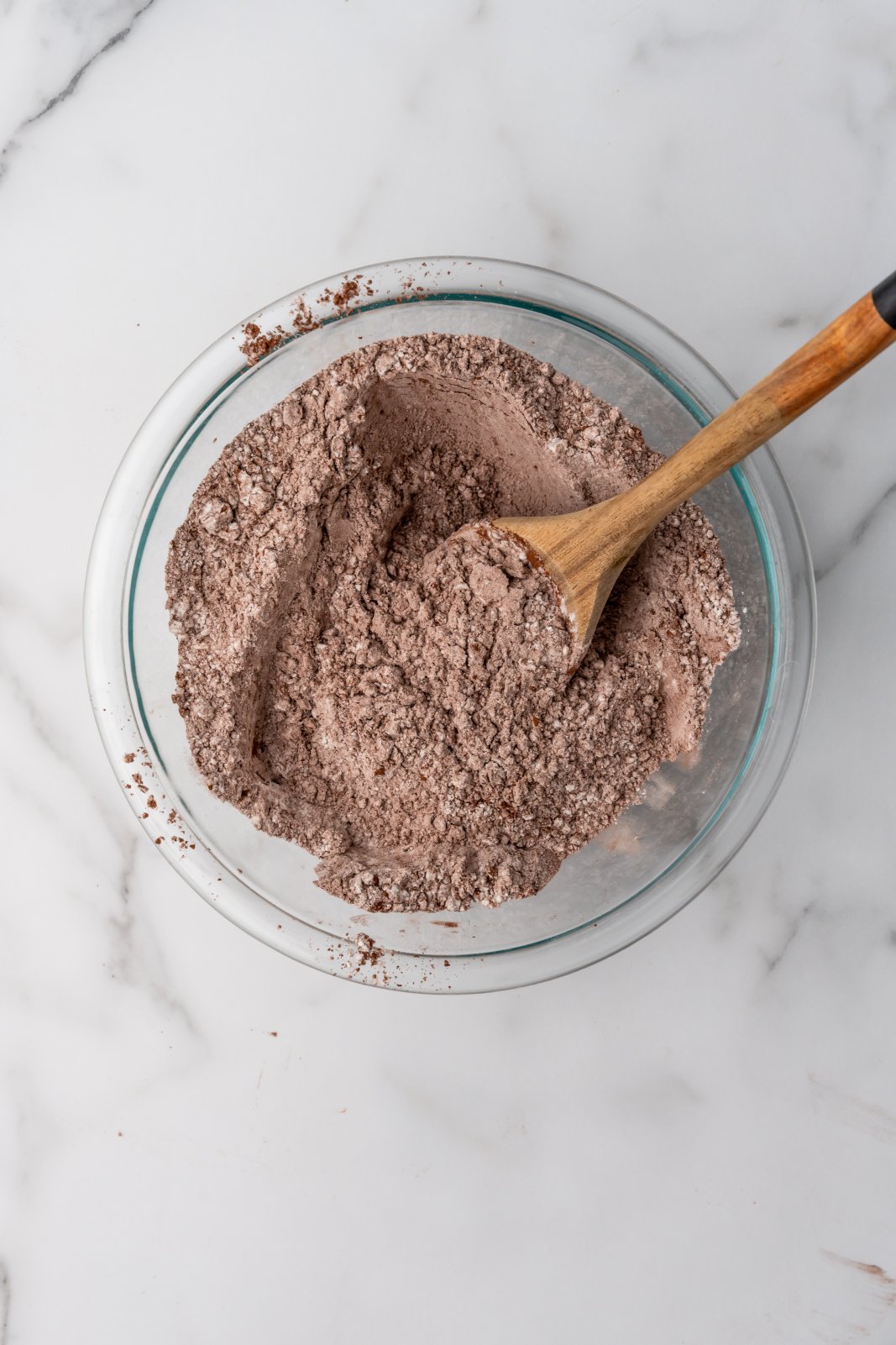 dry ingredient mixed in a medium bowl