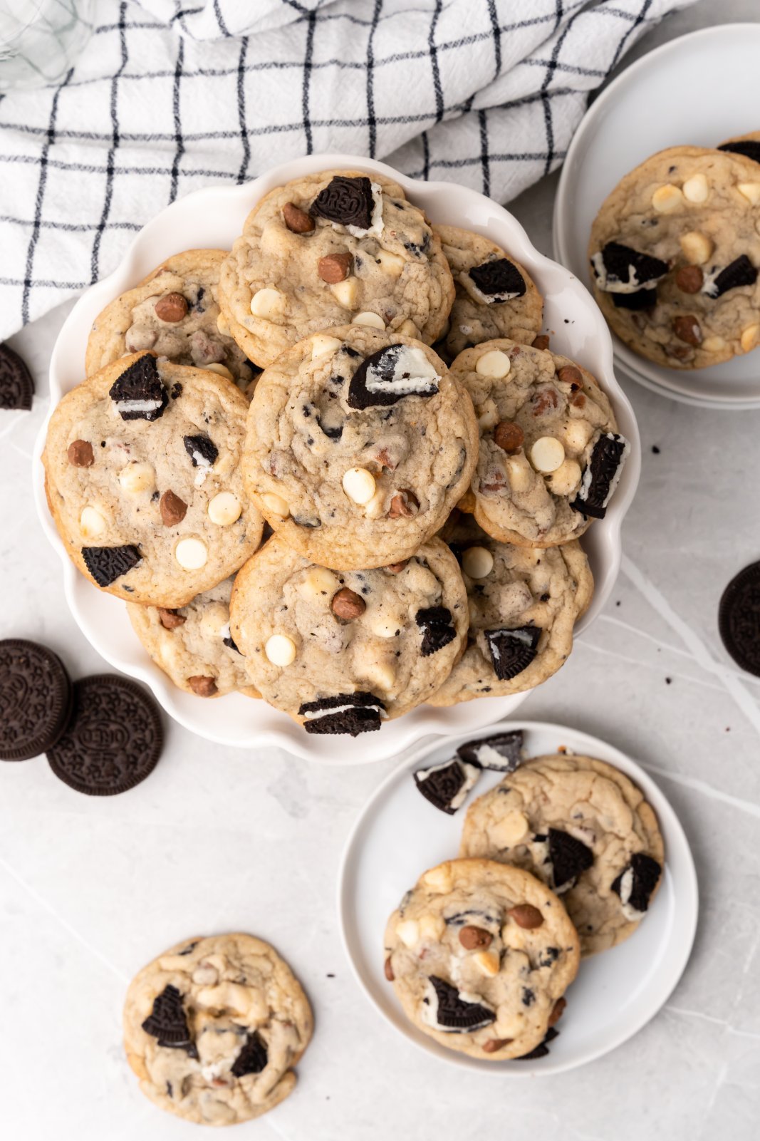 a plate of cookies